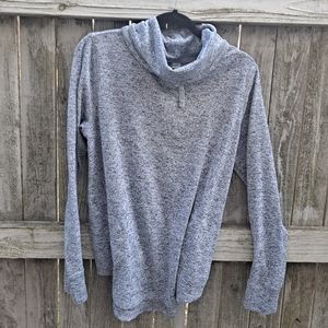 ❗Old Navy Active Go-Dry Pullover